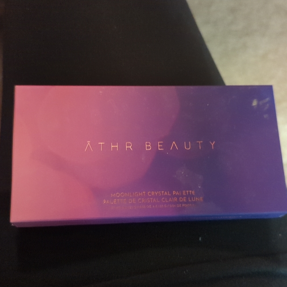 ATHR Beauty Moonlight Crystal Pallette